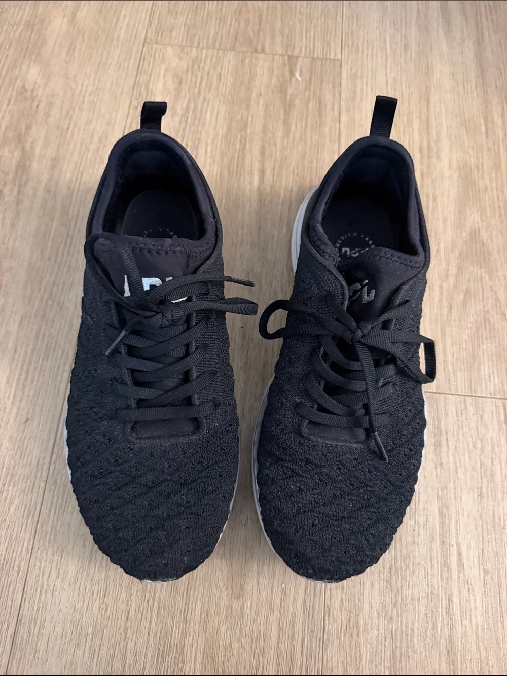 APL BLACK SNEAKERS